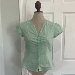 Vintage H&M 100% cotton button down blouse mint green puff sleeves V neck size 4